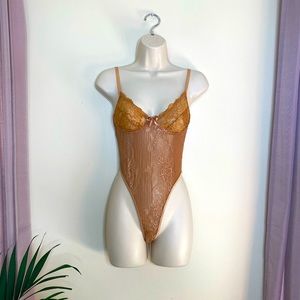 Nude bodysuit
